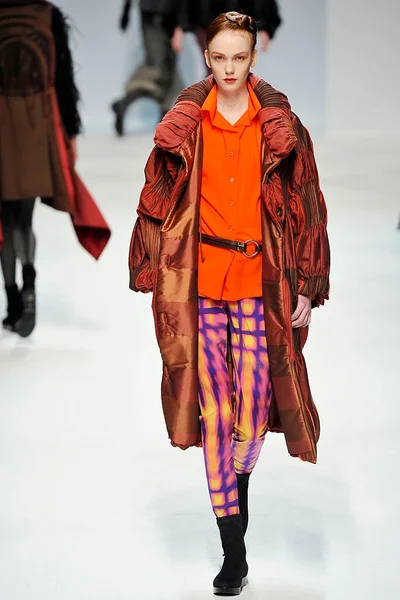 Look 35